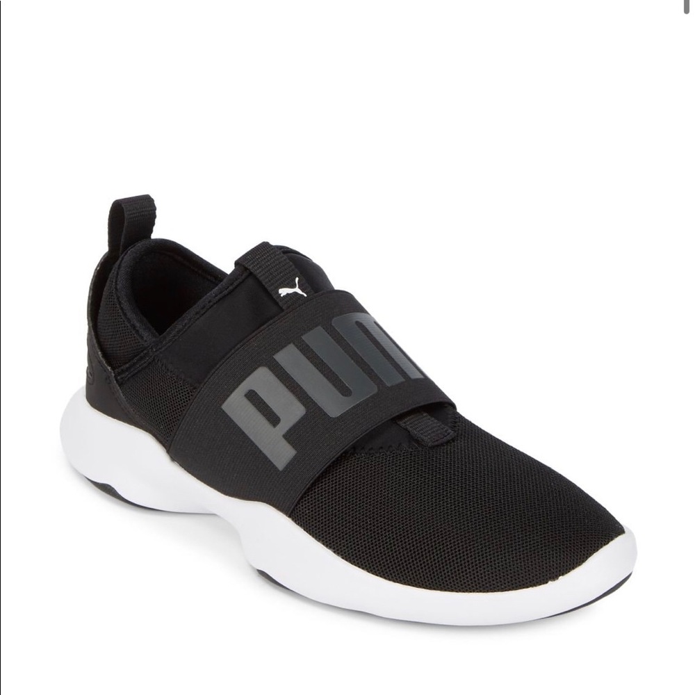 PUMA SLIP ON SNEAKER